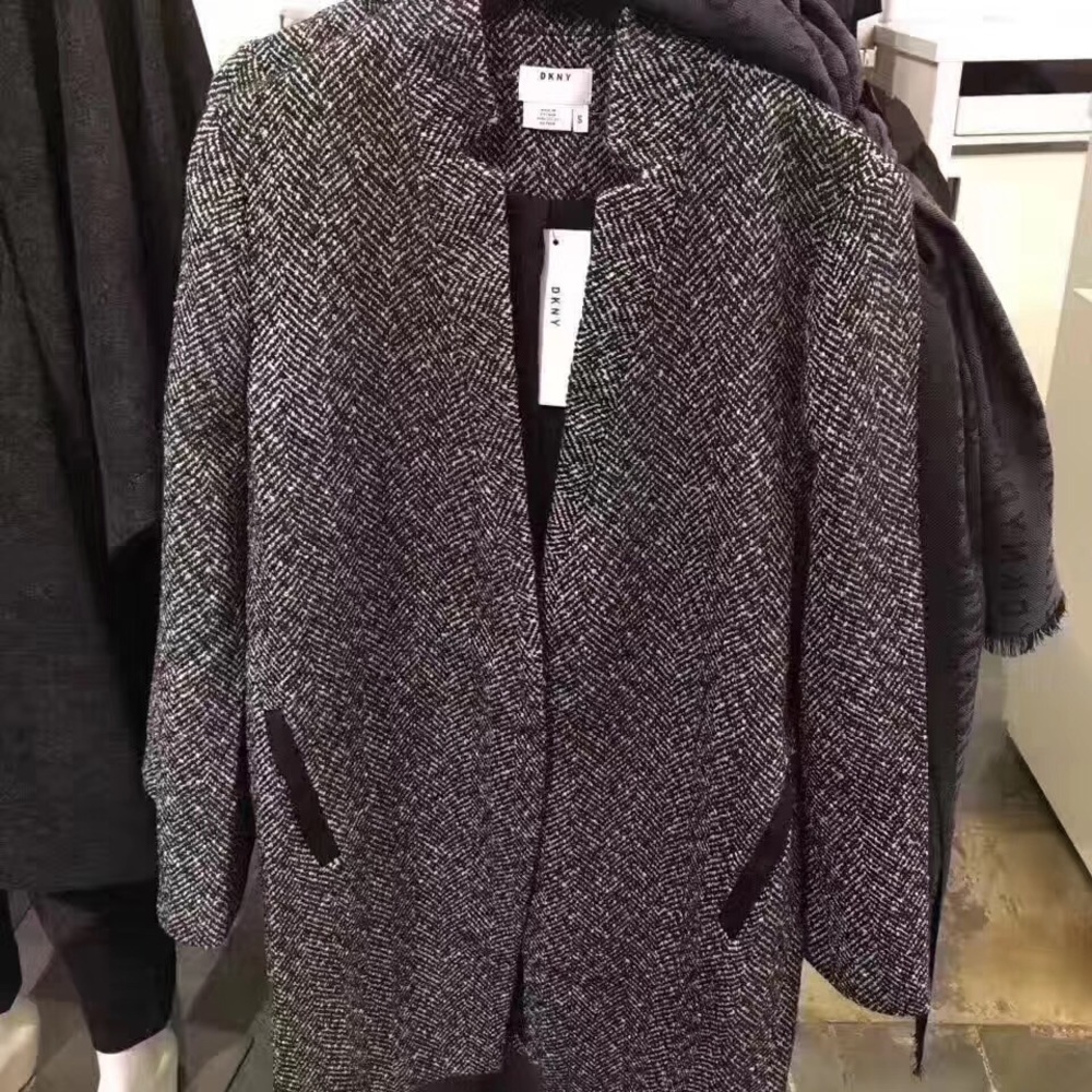 DKNY women black comb coat jacket